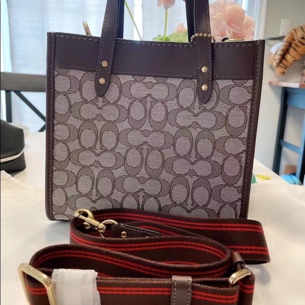 Field Tote 22 In Signature Jacquard - Picture 6 of 10
